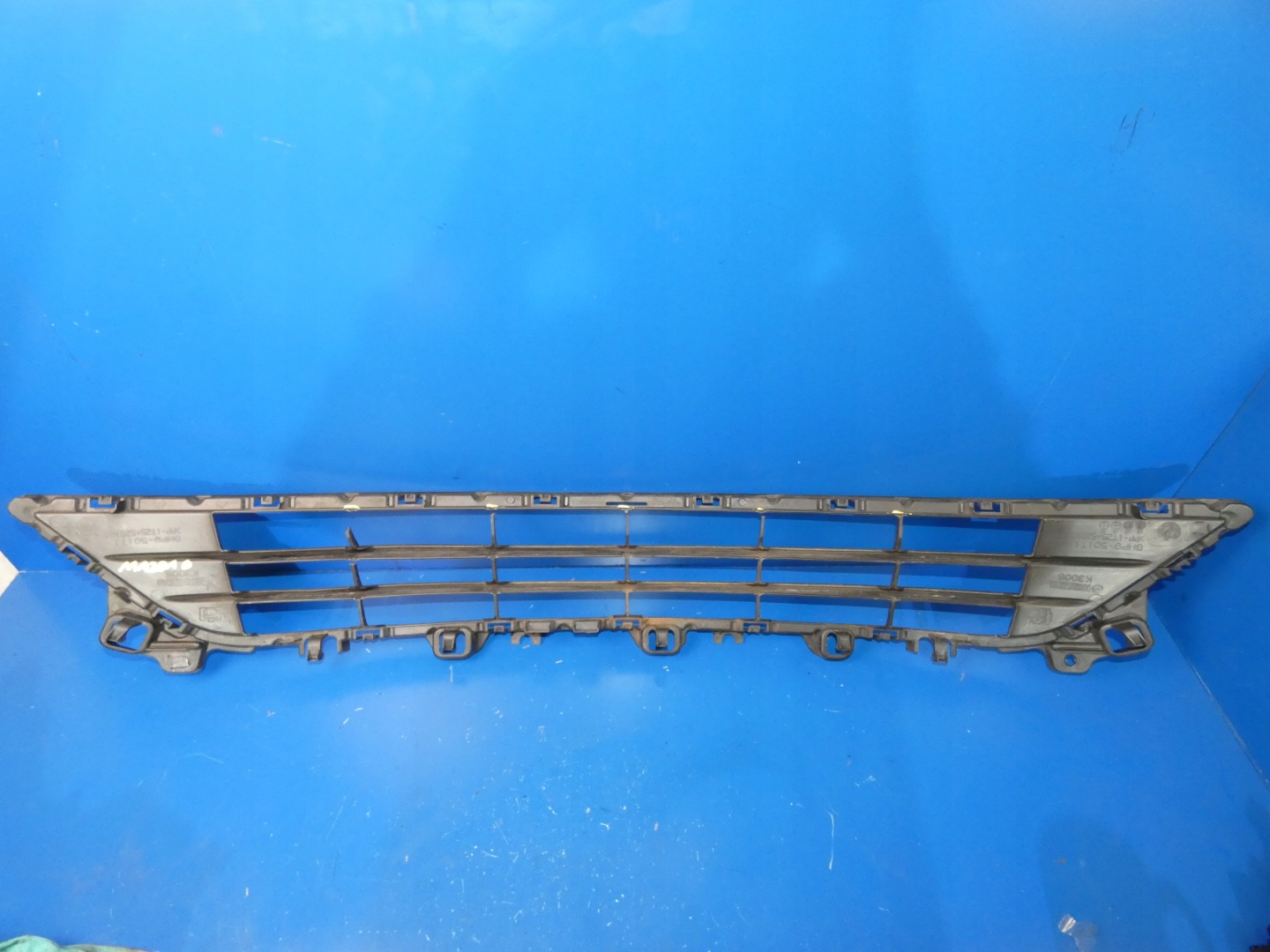 MAZDA 6 III GJ grid of a bumper front central