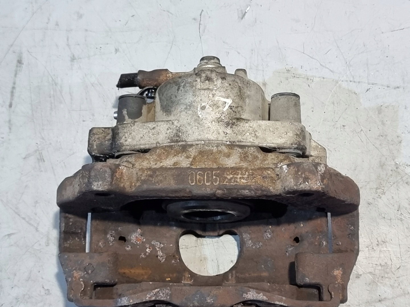 caliper brake left front OPEL SIGNUM 1.8B 16V 90kW 03r