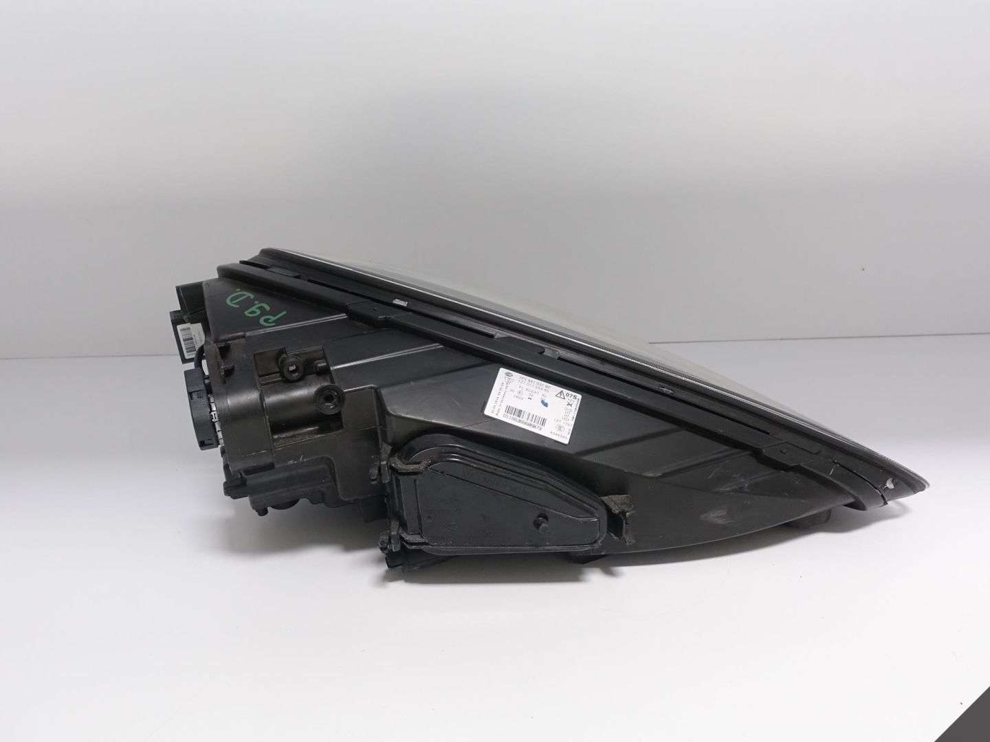 PORSCHE CAYENNE 7P5 958 10-14 TURBO GTS light XENON + LED left front EU
