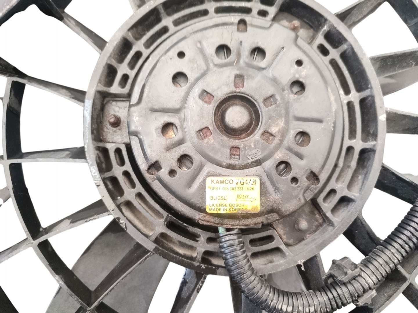 vrtule ventilátor chladiče KIA SORENTO a 3.5 V6