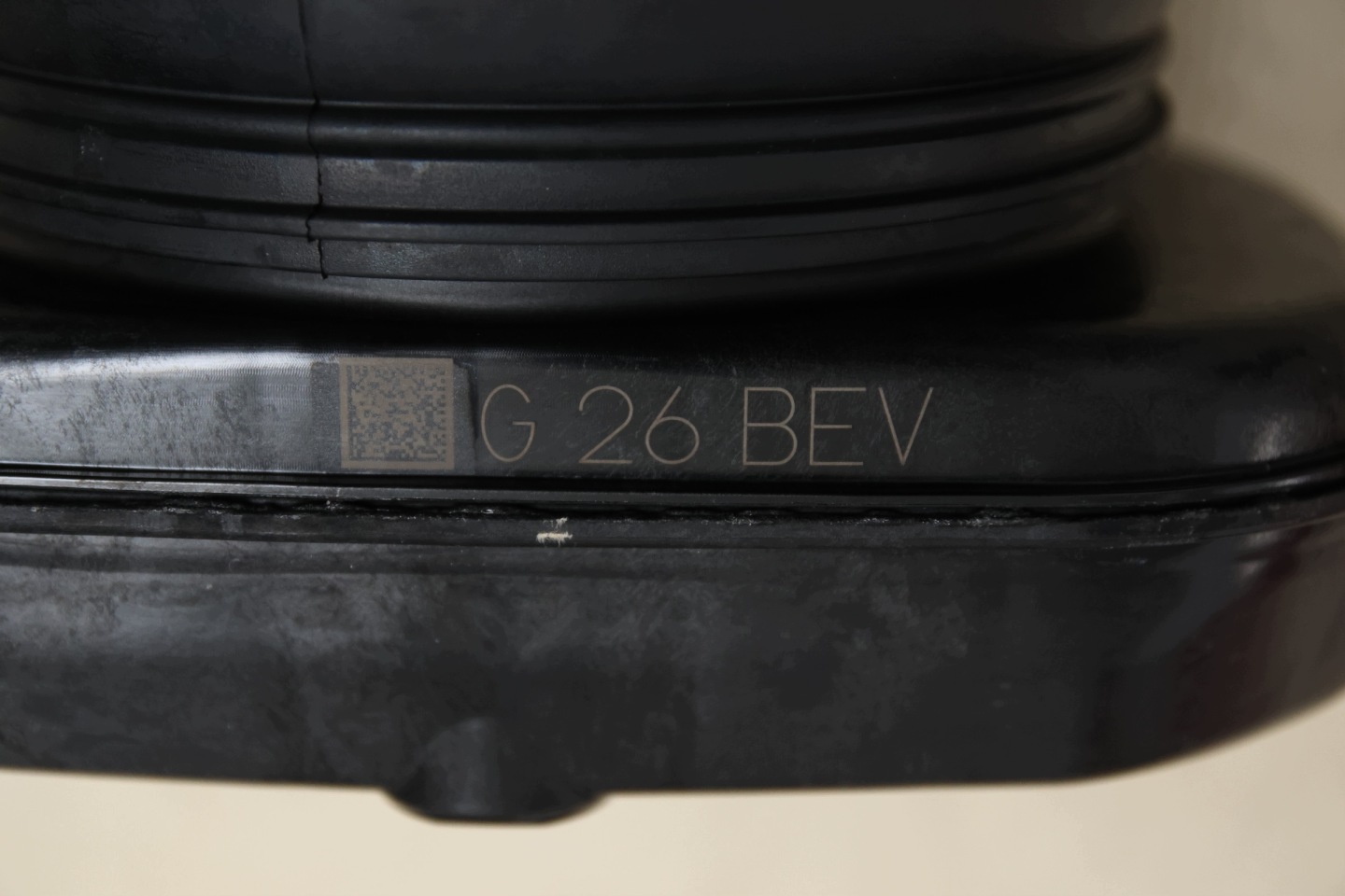 BMW i4 G26 eDrive35 eDrive40 shock absorber pneumatic right rear 5A5BE16