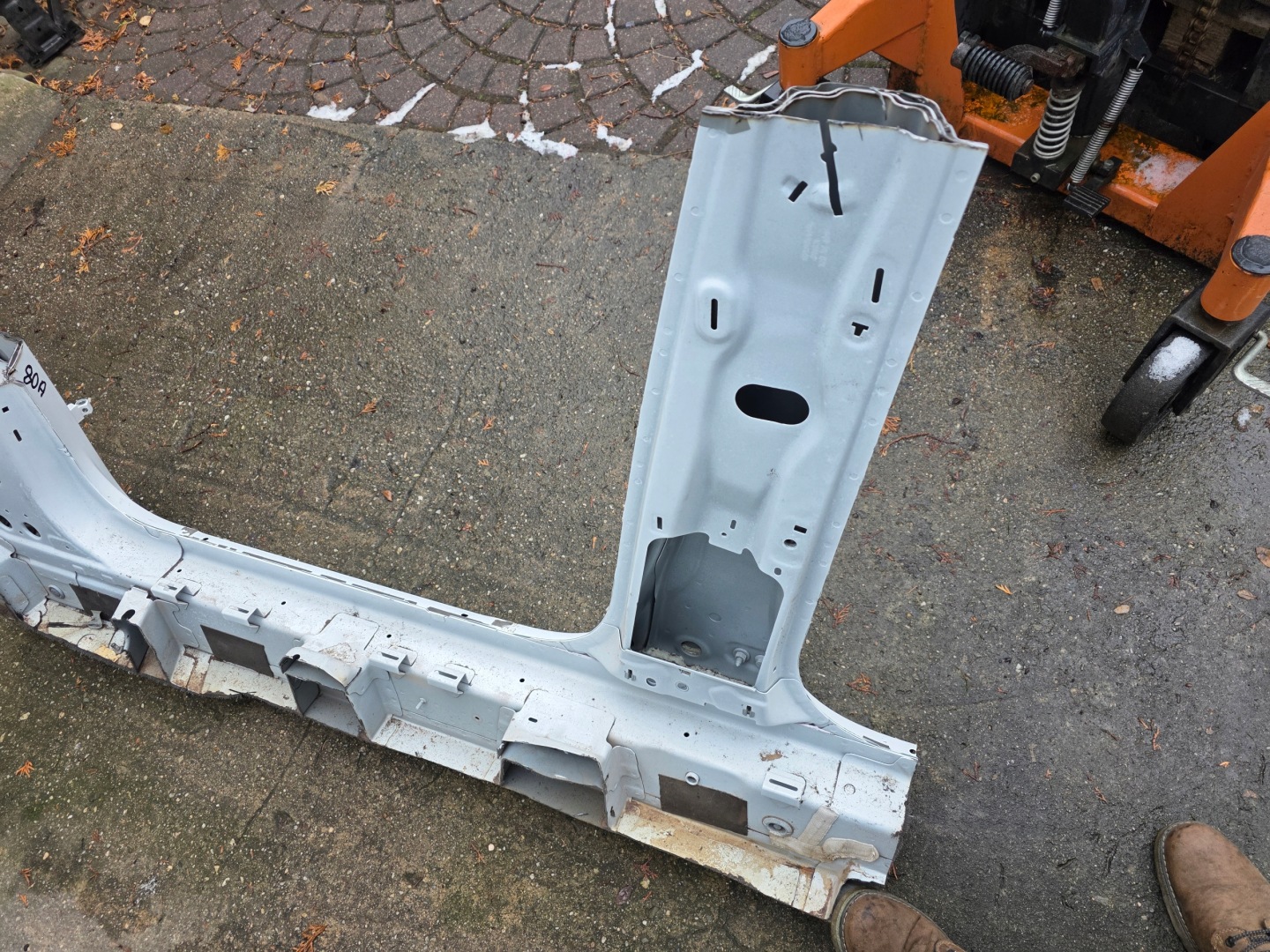threshold right pillar A B AUDI Q5 80A FY II