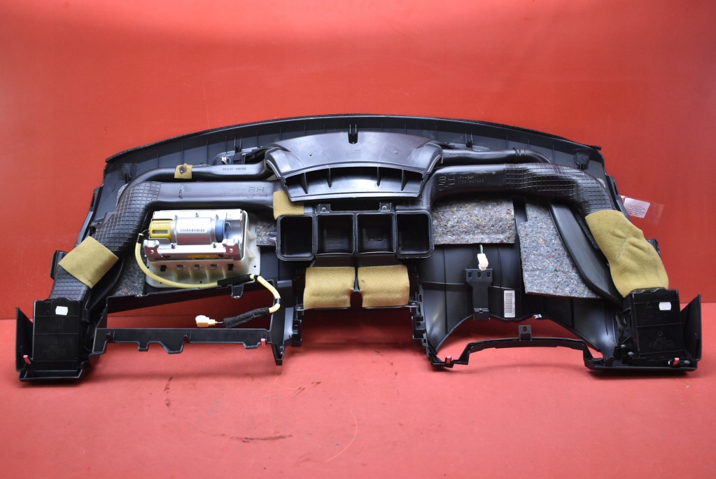 dashboard instrument panel console cockpit airbag EU TOYOTA AURIS 1 and 06-09