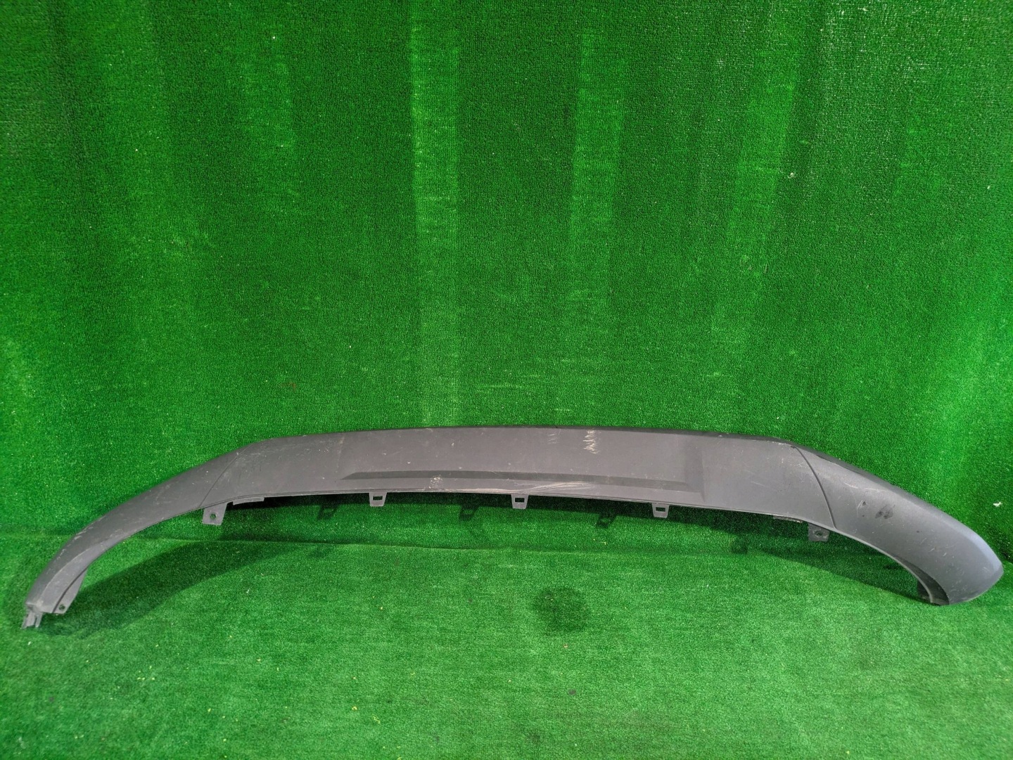 spoiler of a bumper front AUDI Q5 80A NR.0524