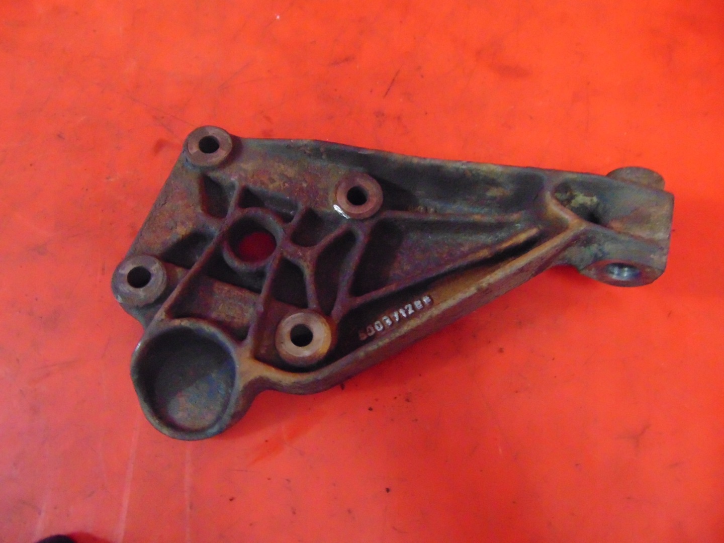 IVECO DAILY 3 III 99-06 Support Support plaque RESORA