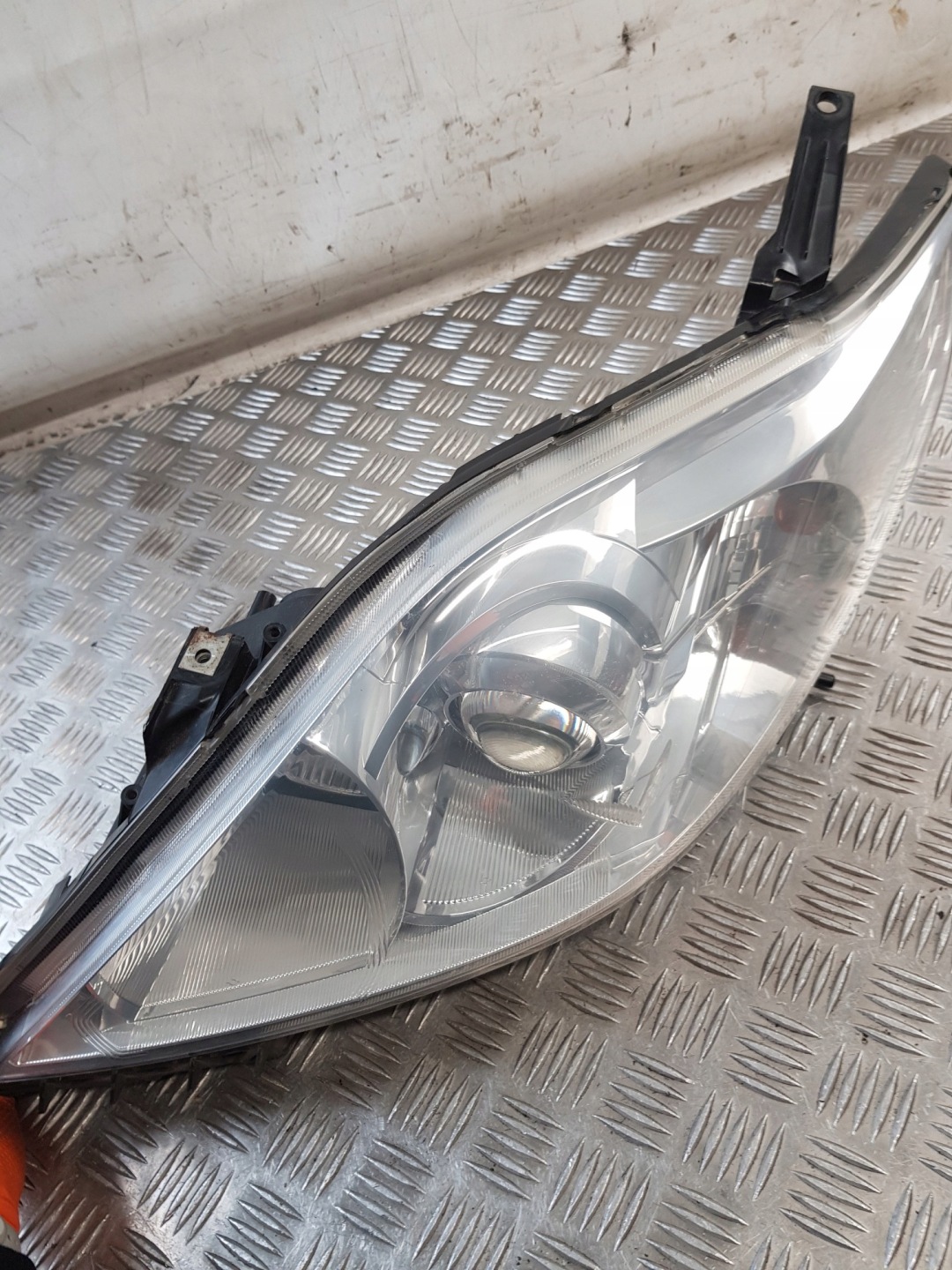 light left front P4998L MAZDA 5 and 06R- EUROPA