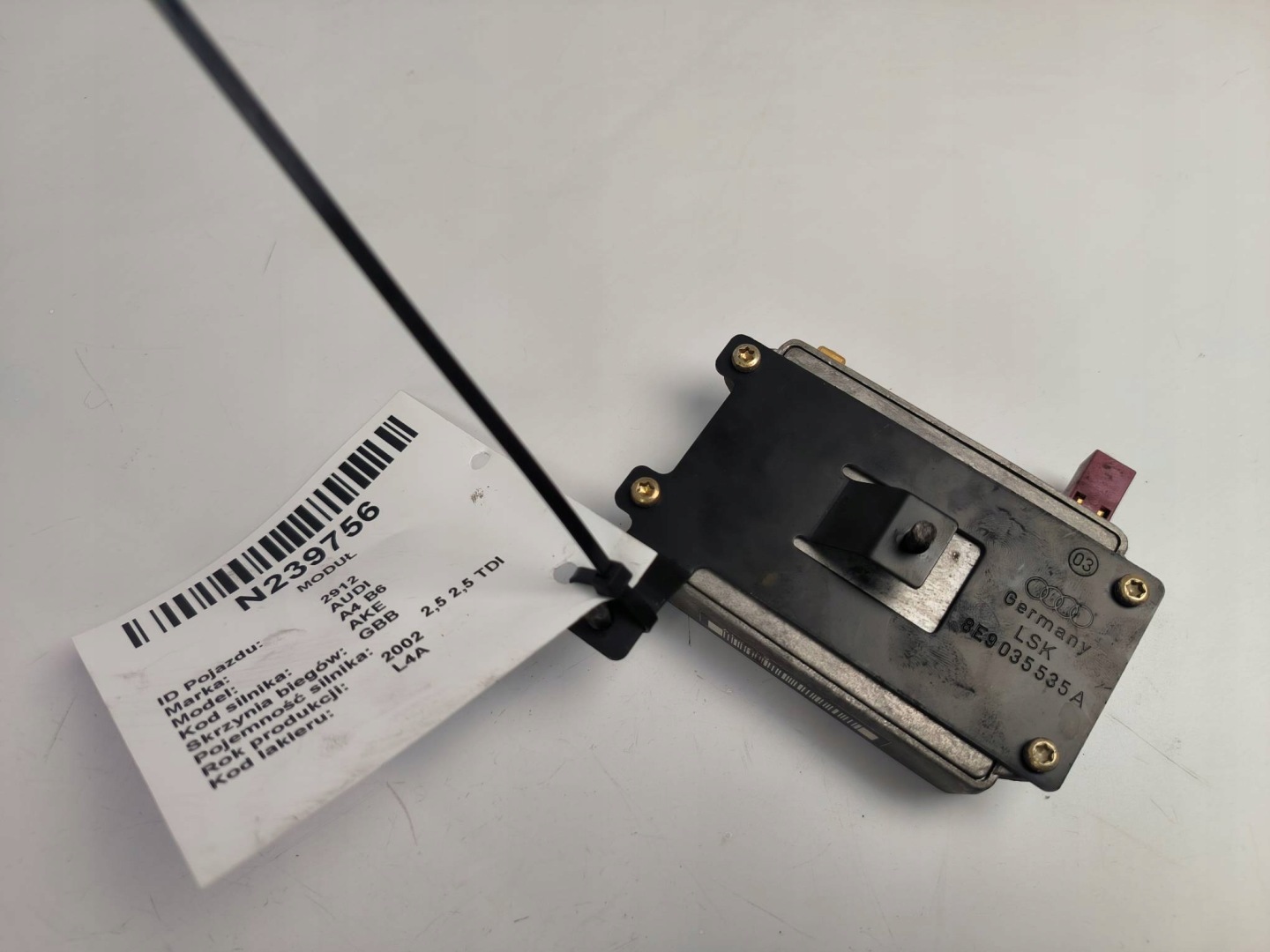 module 8E0035456 amplifier ANTENY AUDI A4 B6