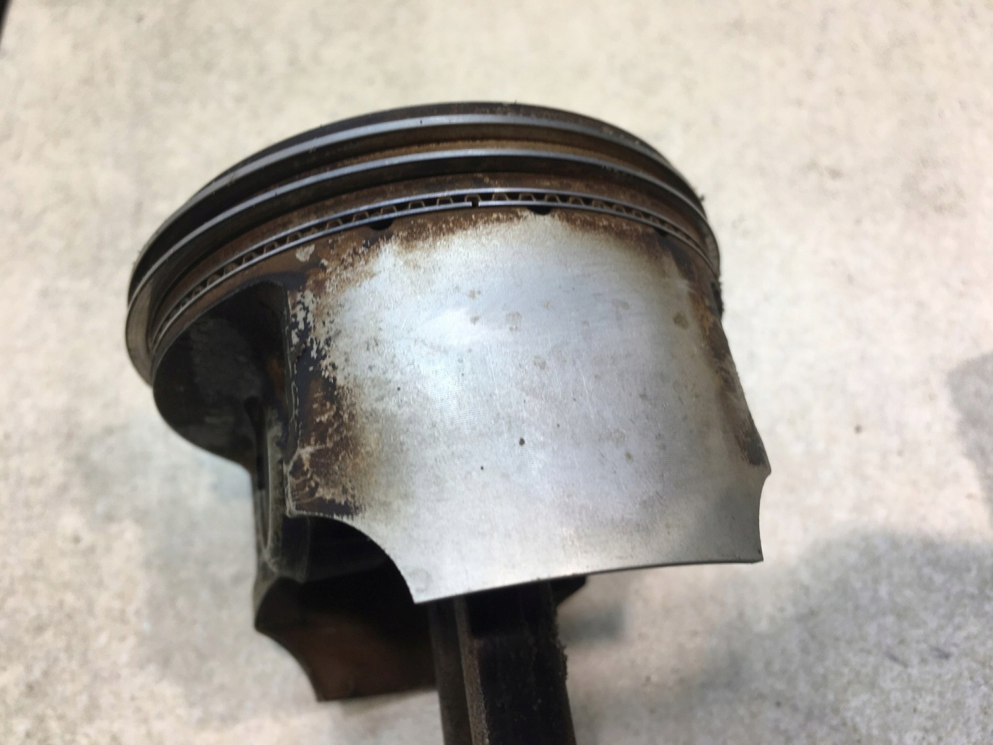 piston connecting rod COLT VI 1.3 16V 04E1902