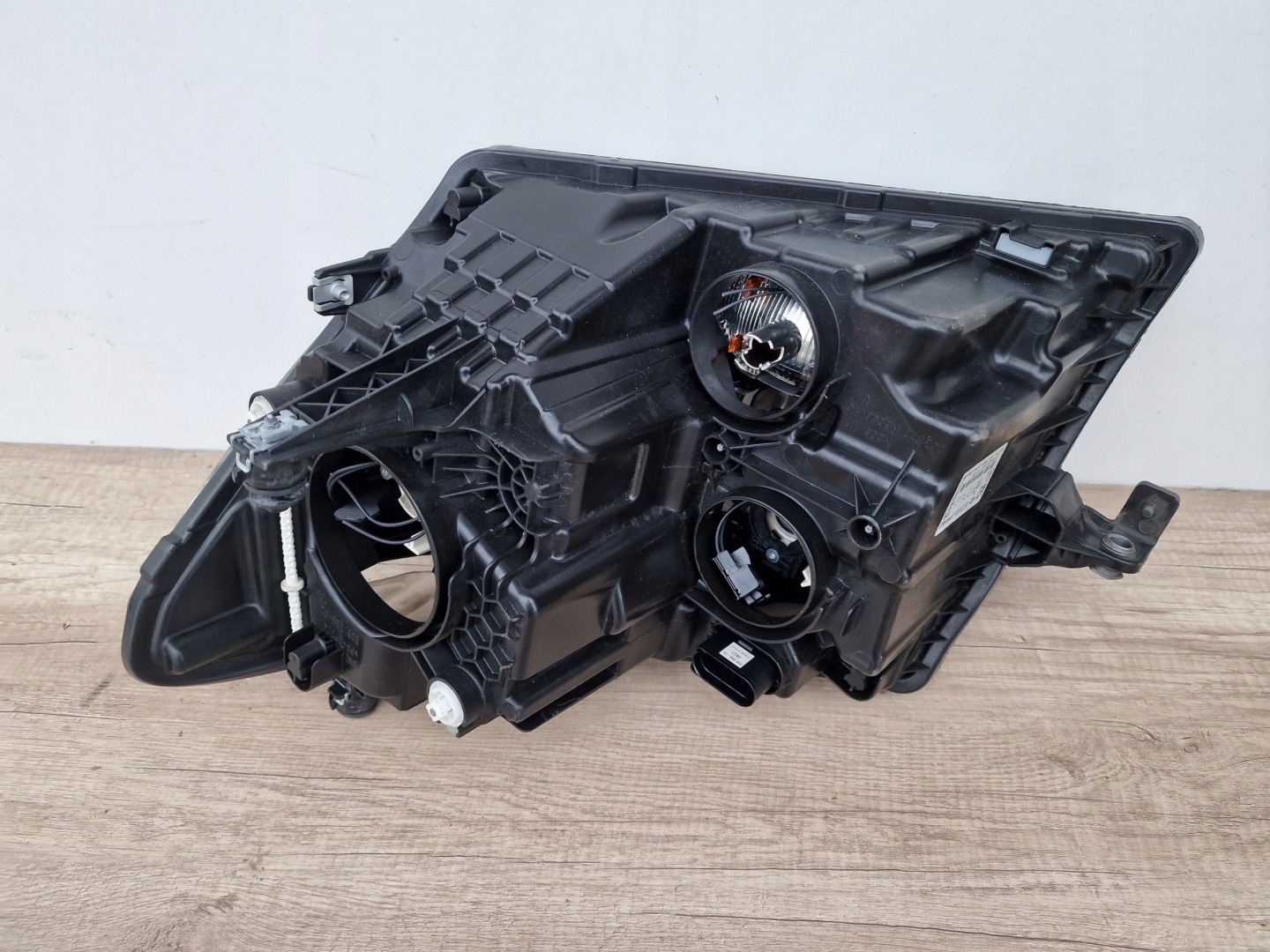 VW CRAFTER 2 II 7C MAN TGE right light front ORG