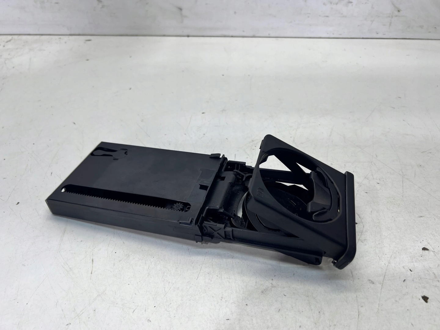 bracket for KUBEK AUDI A4 B6 B7 8E2862534H right hand drive