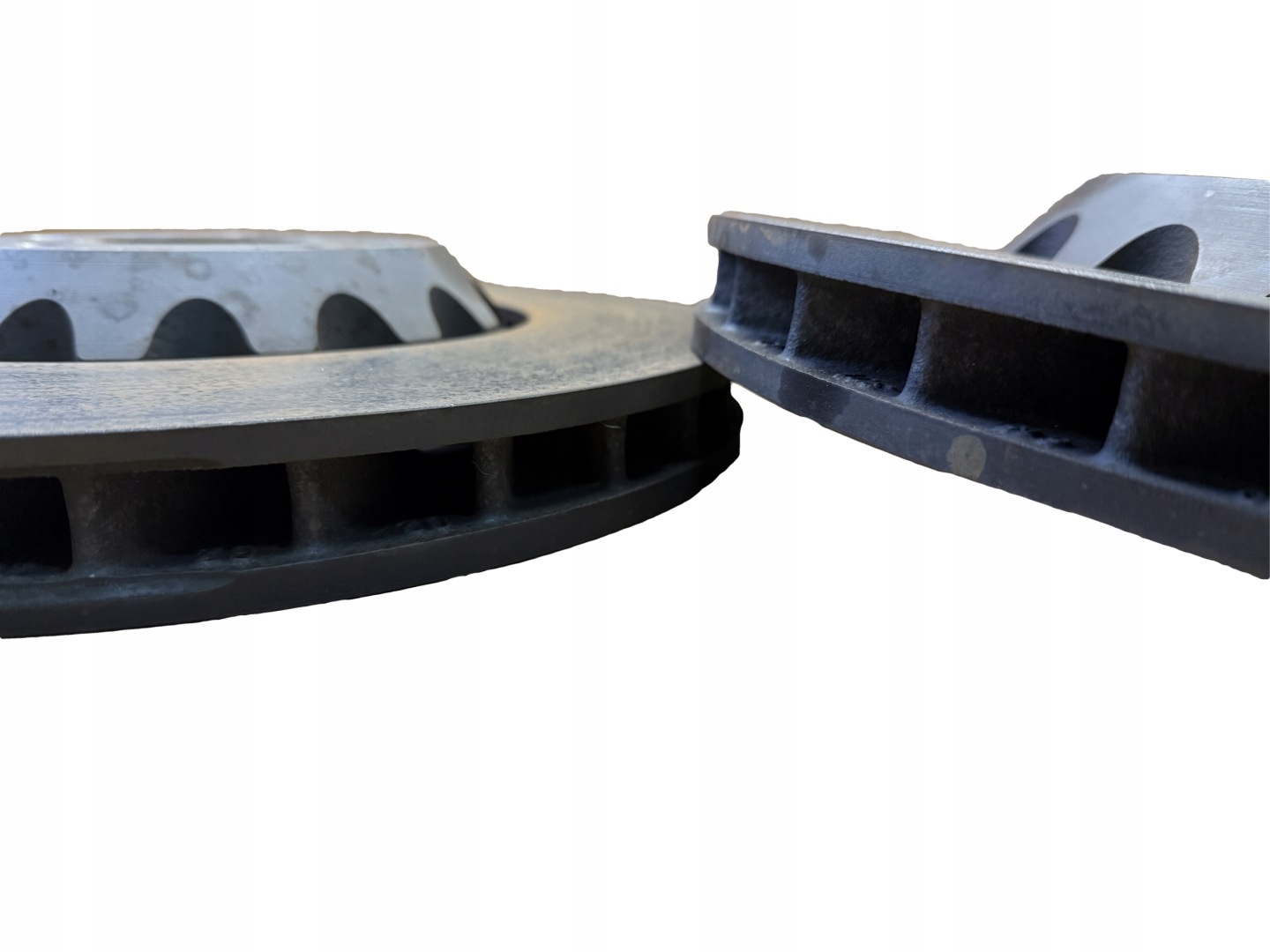 AUDI A8 4N D5 discs brake front 4M0615301Q