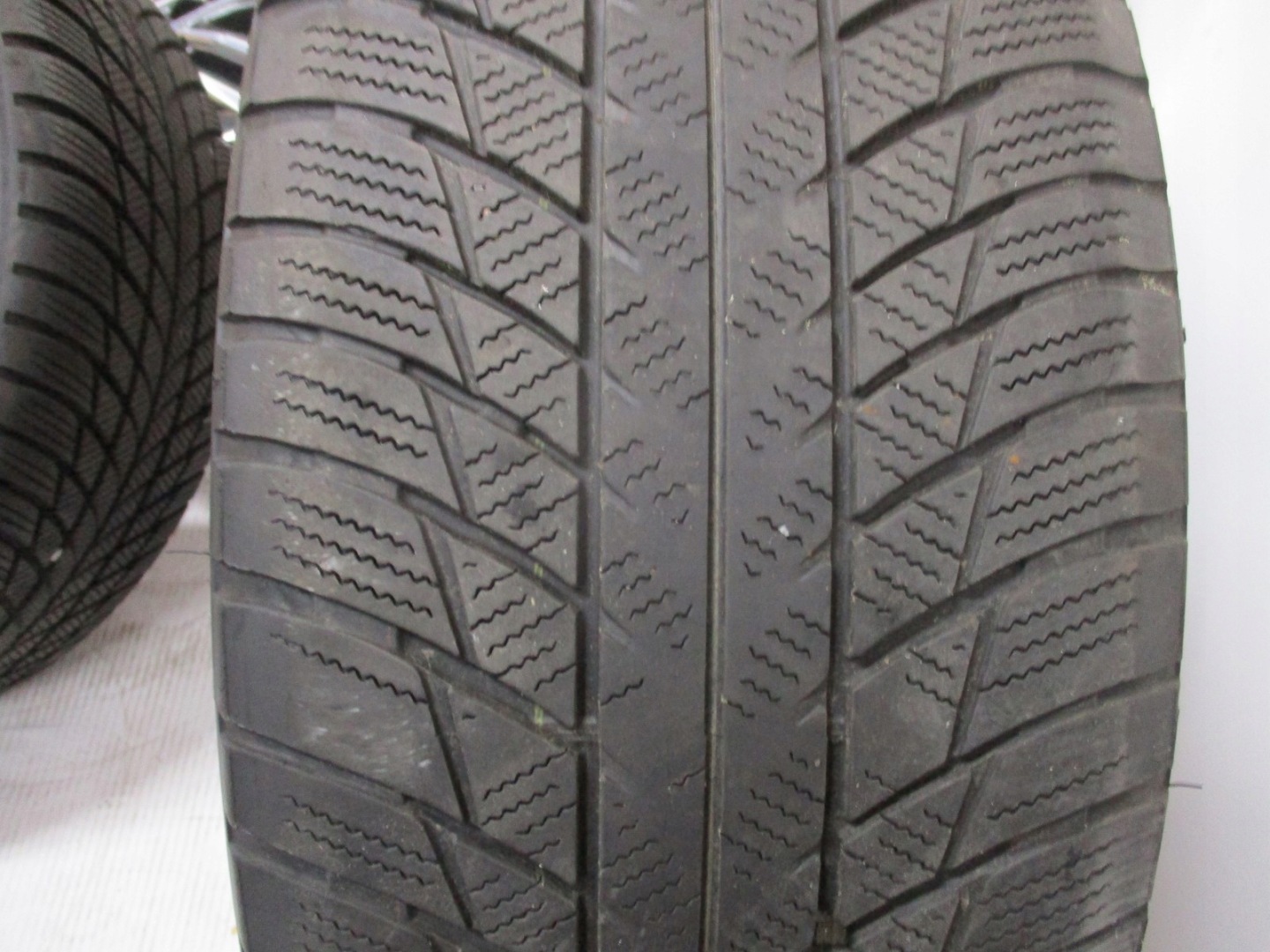 wheels discs tyres BMW 1 F40 R17 3 5 mm