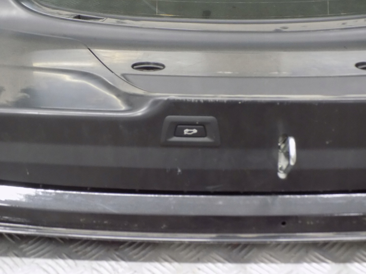 BMW 6 G32 TRUNK DOOR BOOT A90