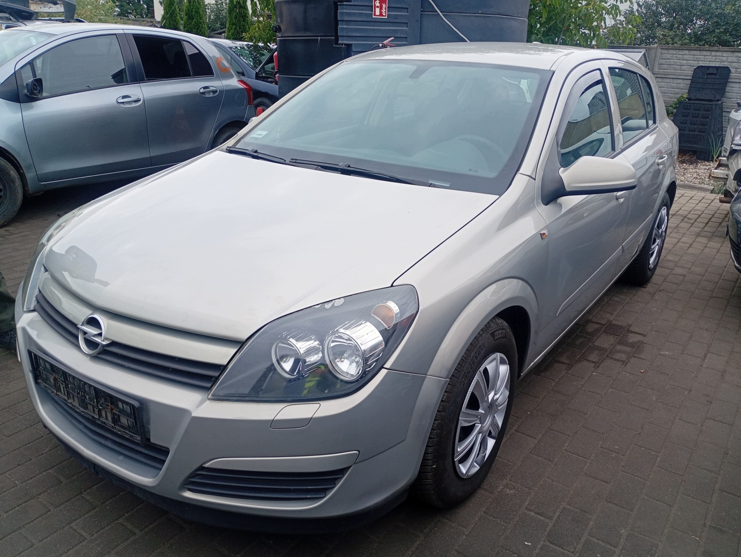 upholstery left side left front Opel Astra H 04-10