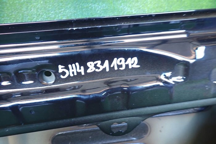 VW GOLF VIII 8 door right front front