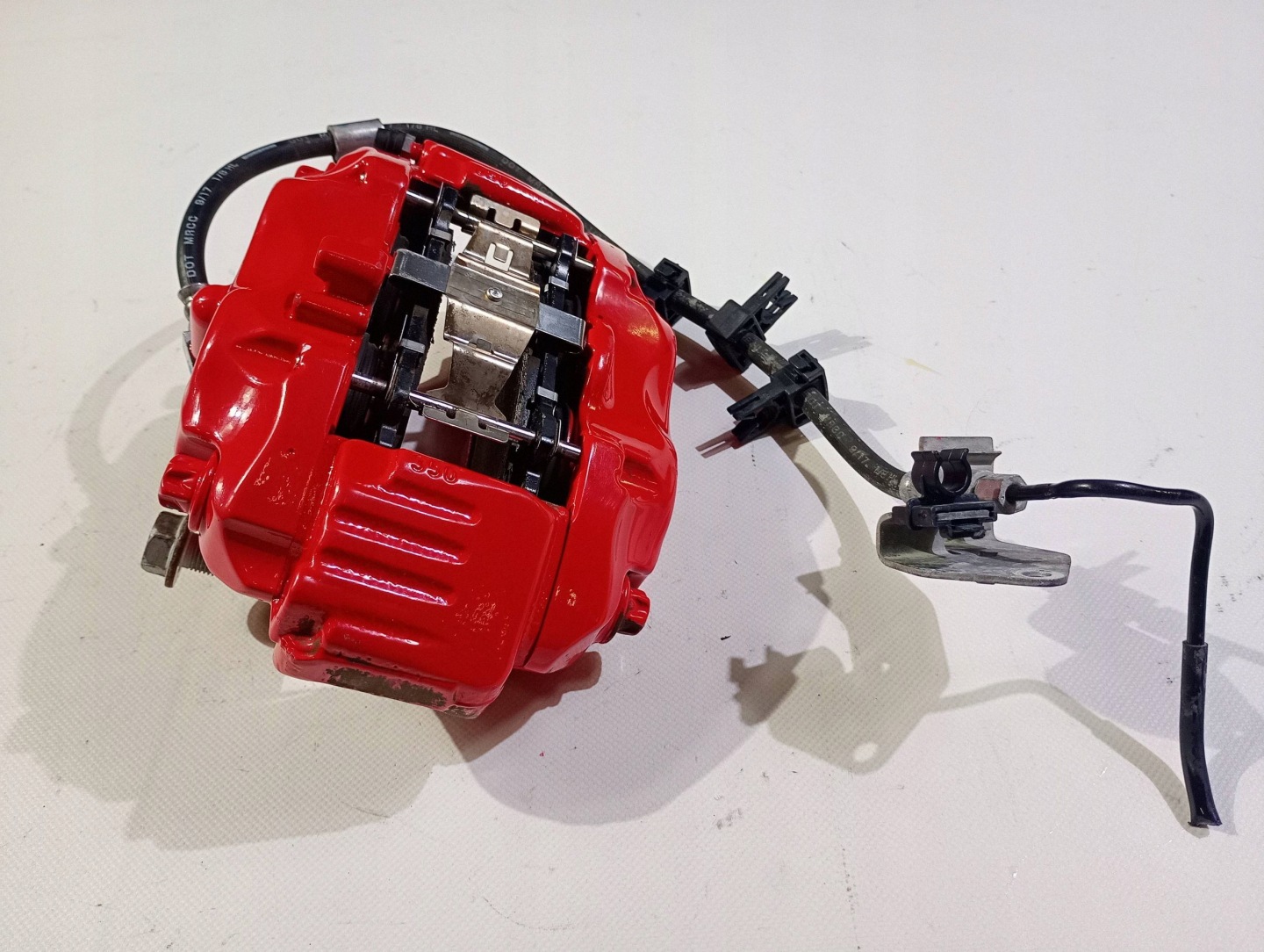caliper brake front front right BREMBO Dodge Charger SRT 6.4 2015