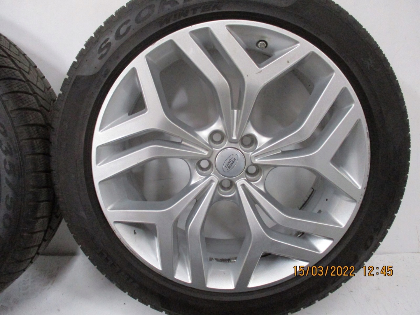 wheels discs tyres Range Rover Evoque R20 7mm
