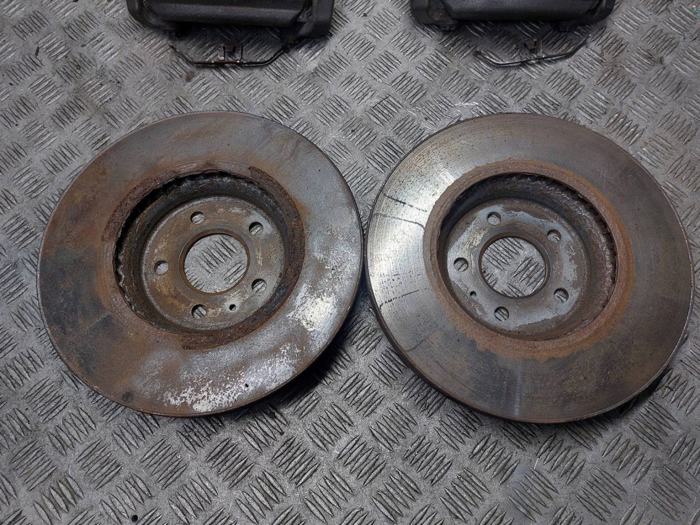 discs brake front + calipers AUDI Q5 8R 3.2 FSI