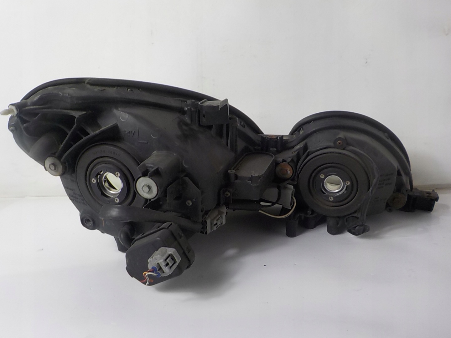 LEXUS GS 300 430 light left front front UK
