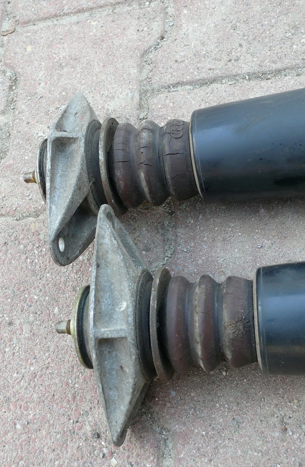 Stoßdämpfer heck AUDI A8 D2 3.3 TDI LIFT 99-02