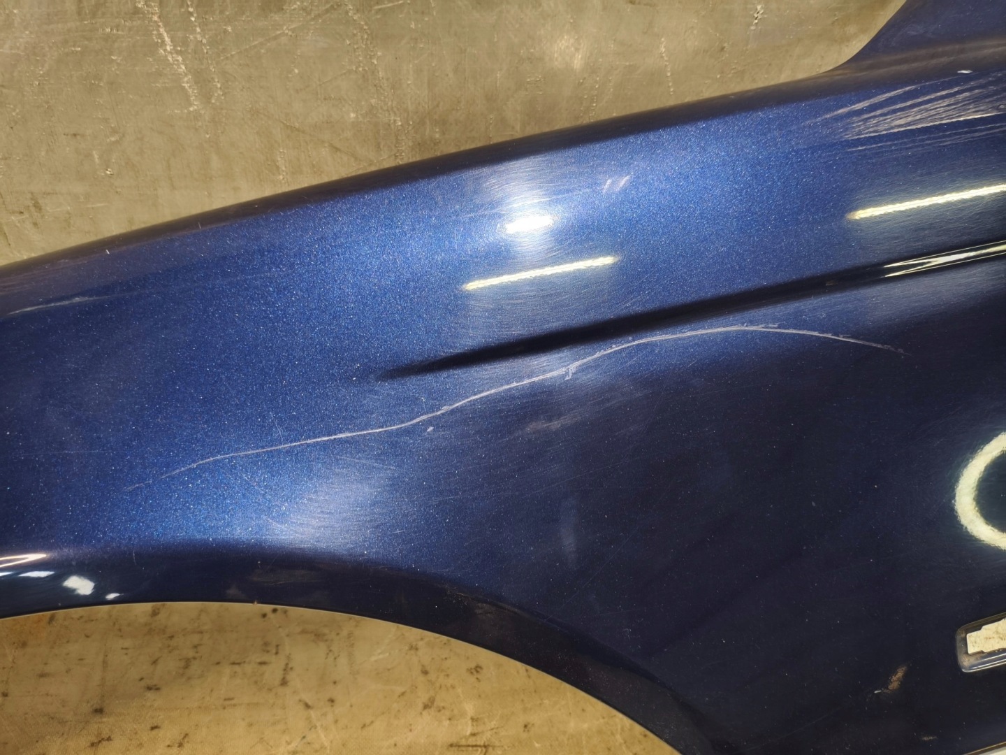 fender left BMW E39 LAKIER 317/5