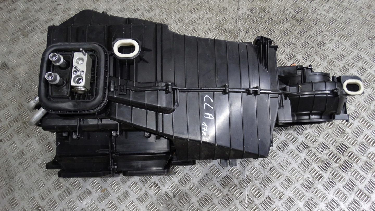 IDEAL heater KPL.front MERCEDES CLA W117 1