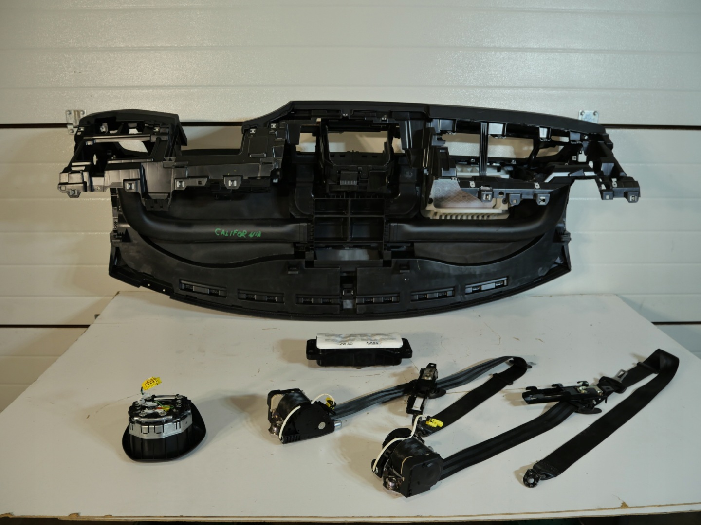 VW T6 CALIFORNIA dashboard instrument panel console cockpit
