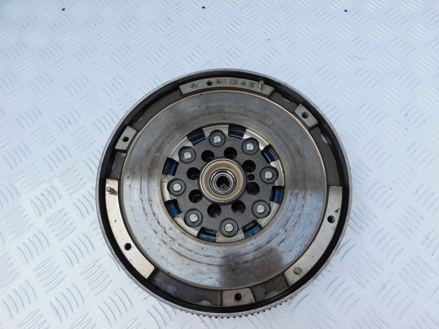 Mercedes Sprinter 2.2 - 2.7 CDI dwumas Originale A6110300605 OEM