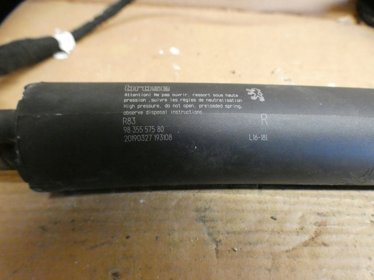 left right damper electrical bonnet rear part PEUGEOT 508 II
