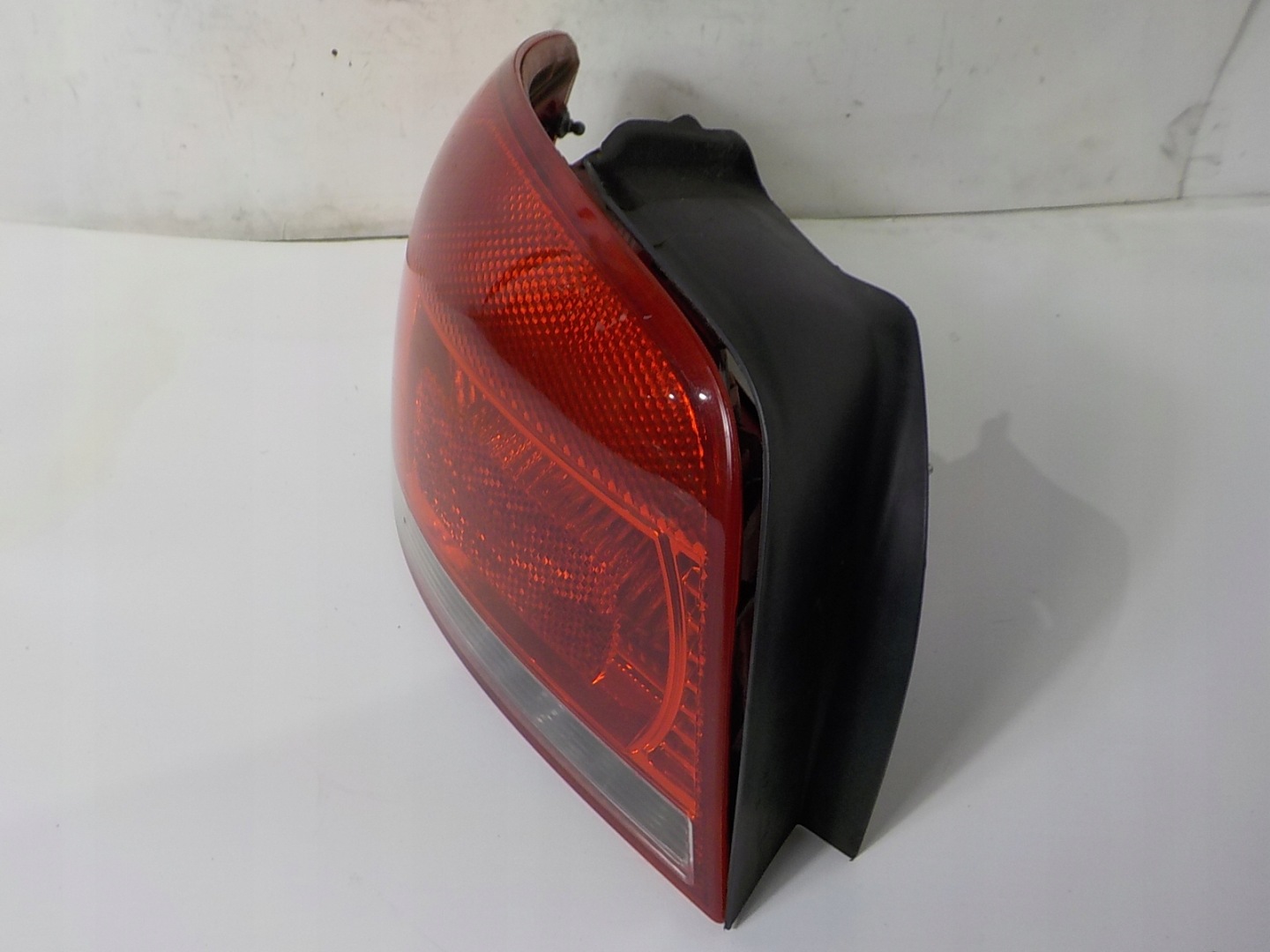 AUDI A3 II 8P light left rear left rear part 8P4945096E