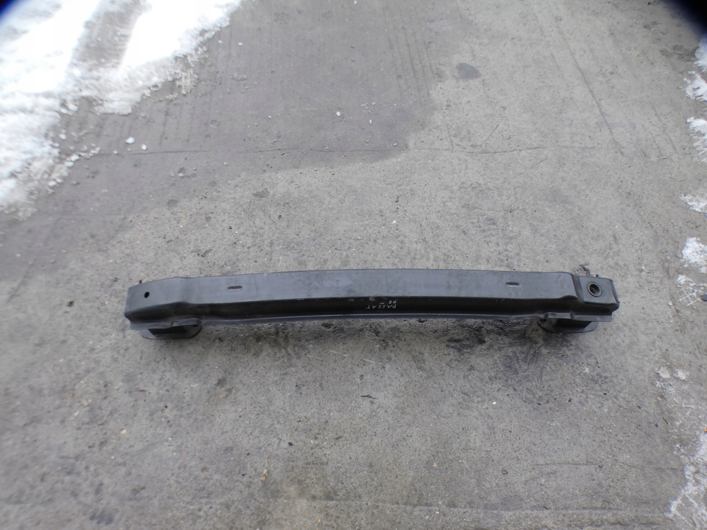 Traverse pare choc Arrière VW PASSAT B8 3G0807311PL