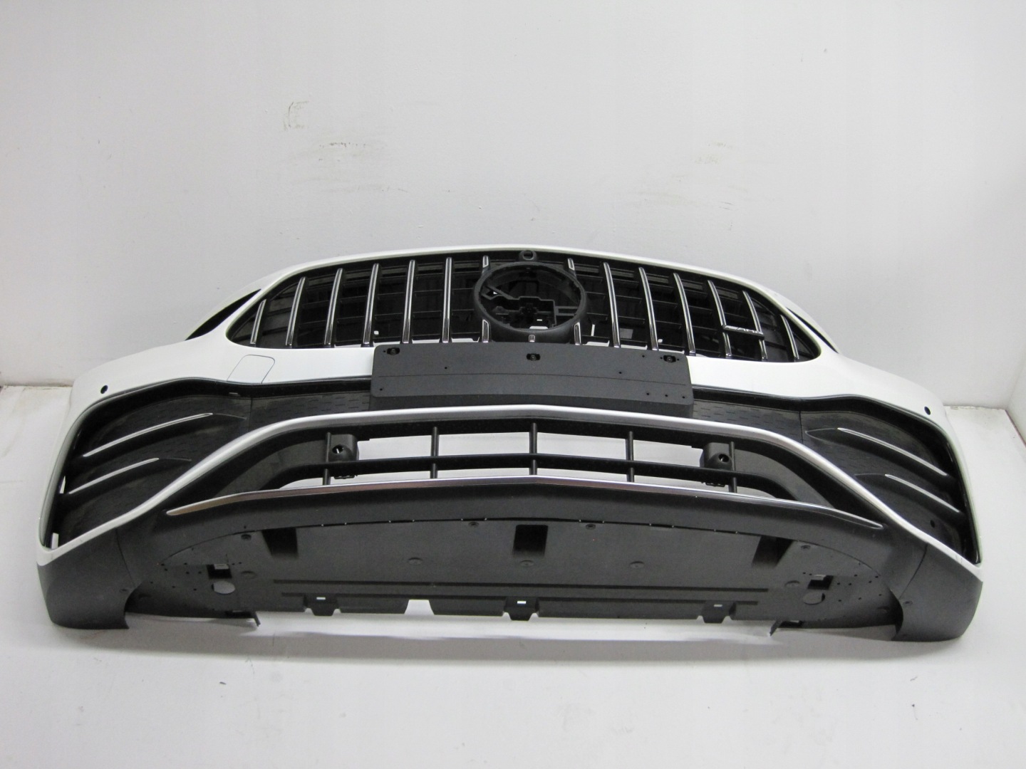 Frontstoßstange MERCEDES A247 GLA AMG 23R