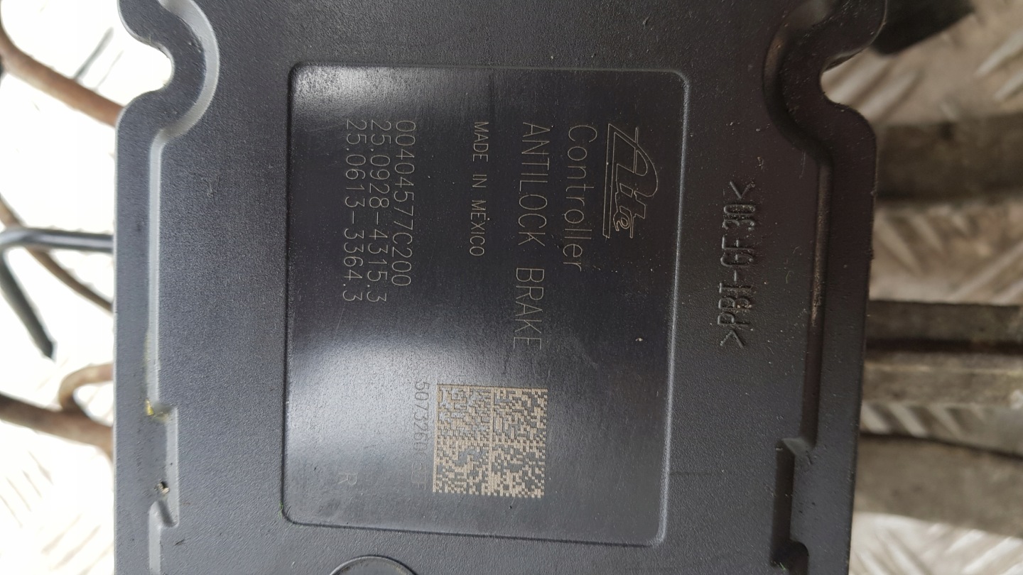 CHRYSLER 300C 3.0 CRD Servofreno ABS 25.0212-0401.4