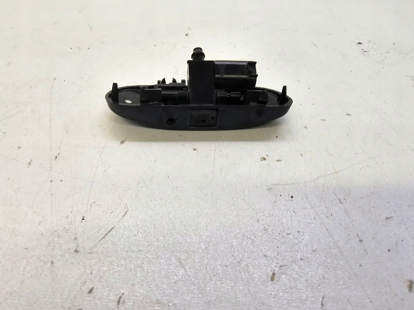 DYSZA der Spritzdüse Spritzdüse rechts AUDI Q3 83A955988A