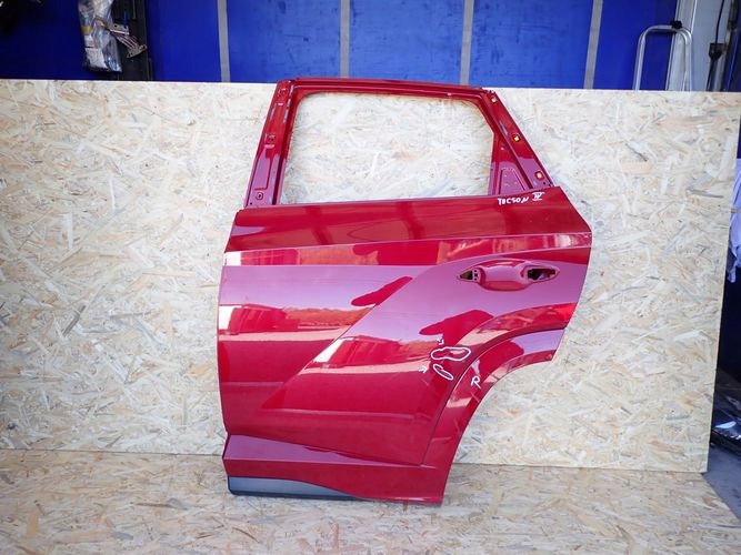HYUNDAI TUCSON IV door left rear. rear part