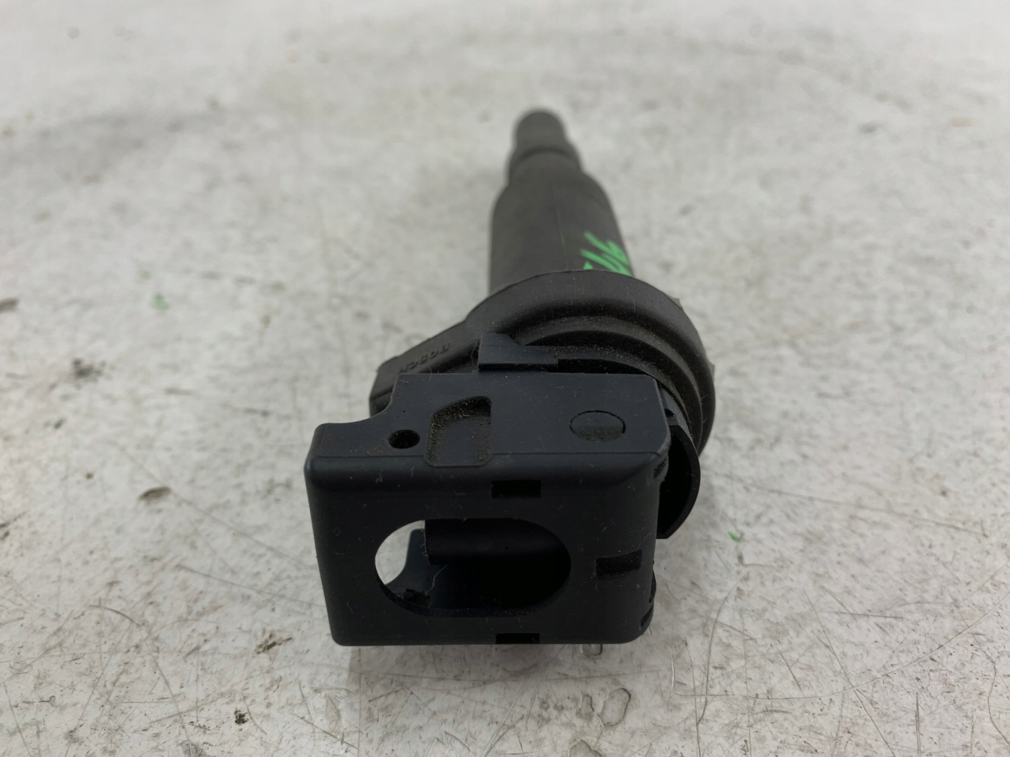 BMW E46 2.0 coil ignition 0221504464