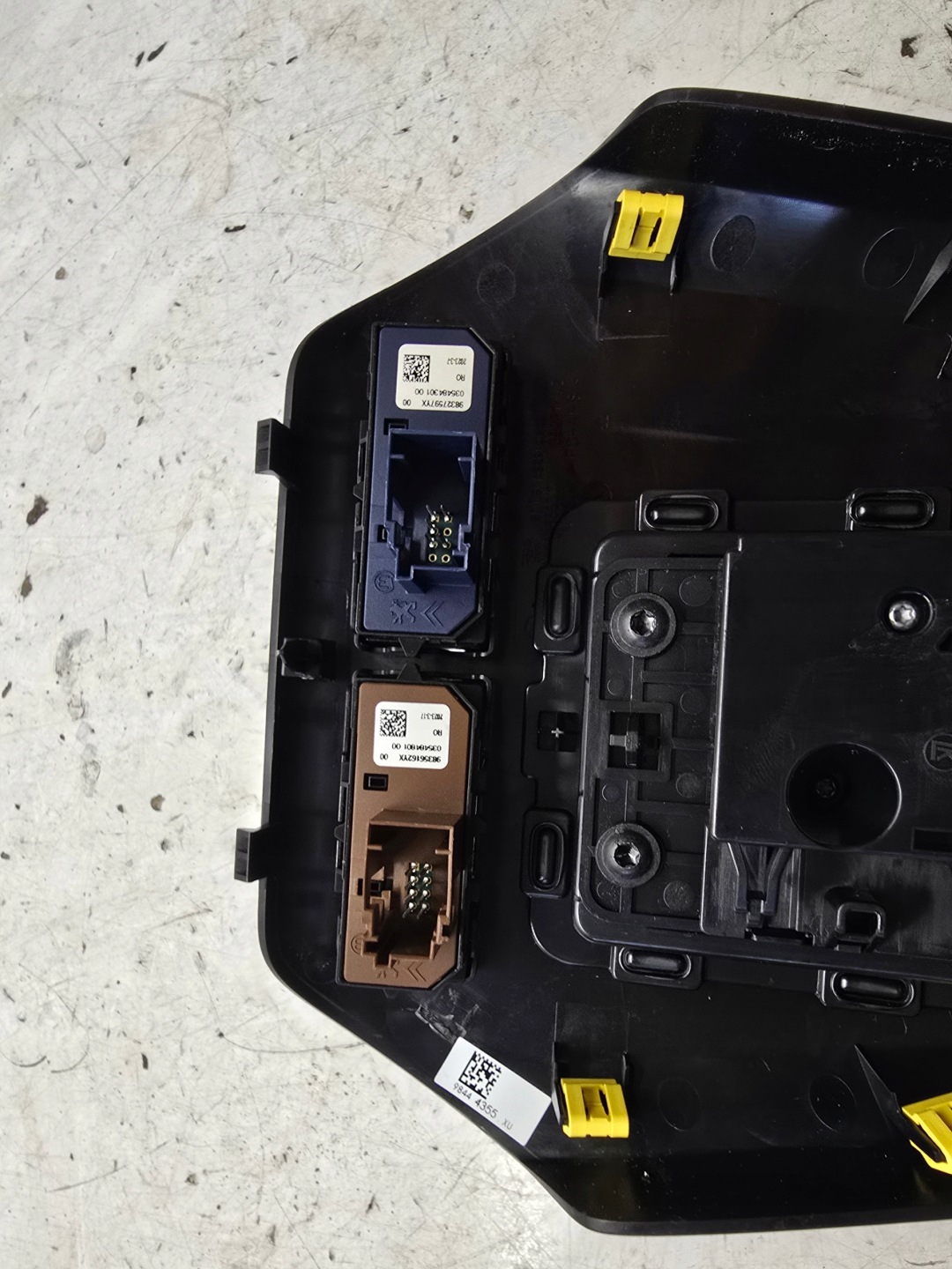 OPEL CORSA-E F ELEKTRYK PANEL changes of the gear frame 98440967ZD ANGLIK