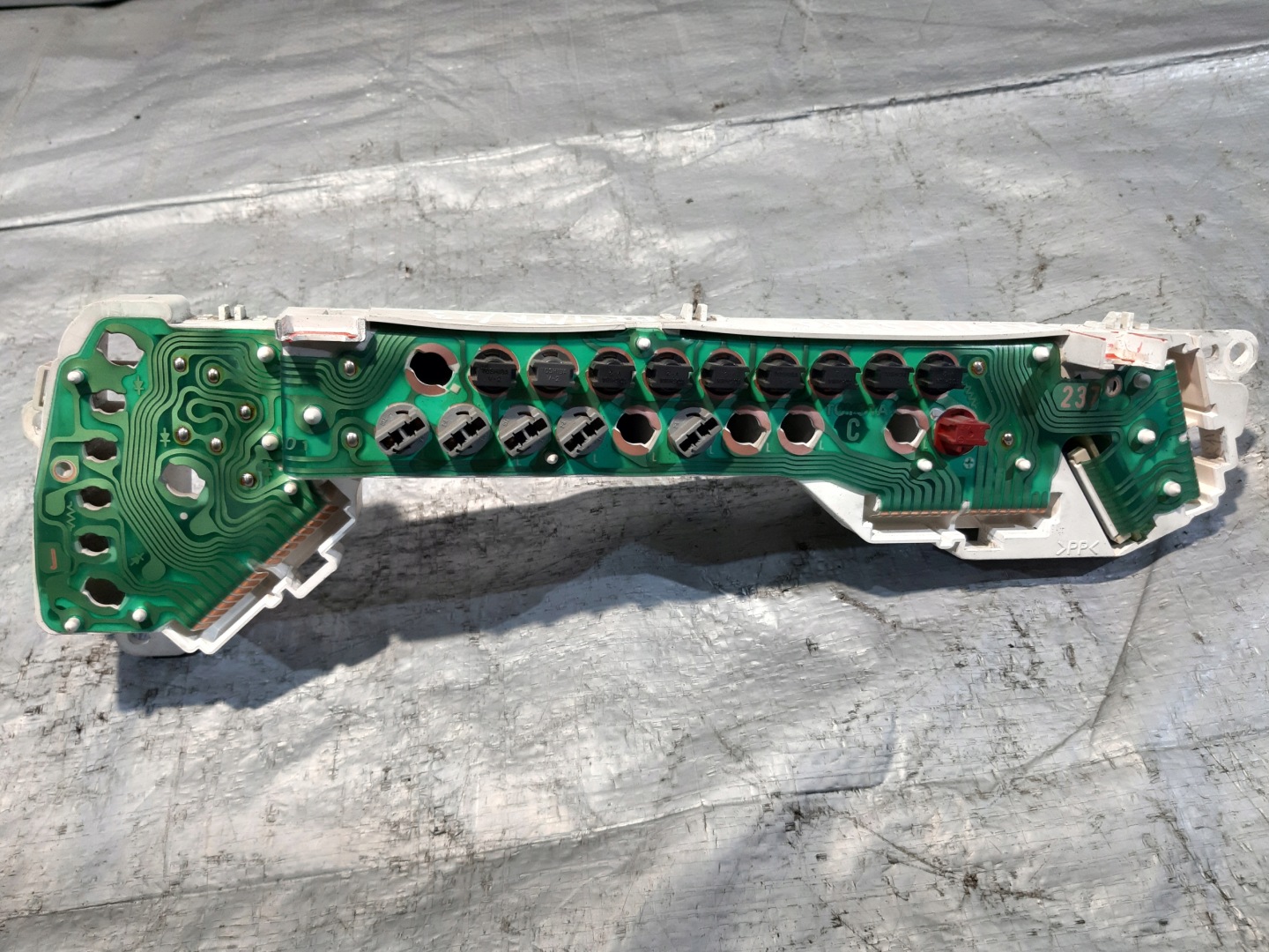 display Toyota Previa II 83950-28120