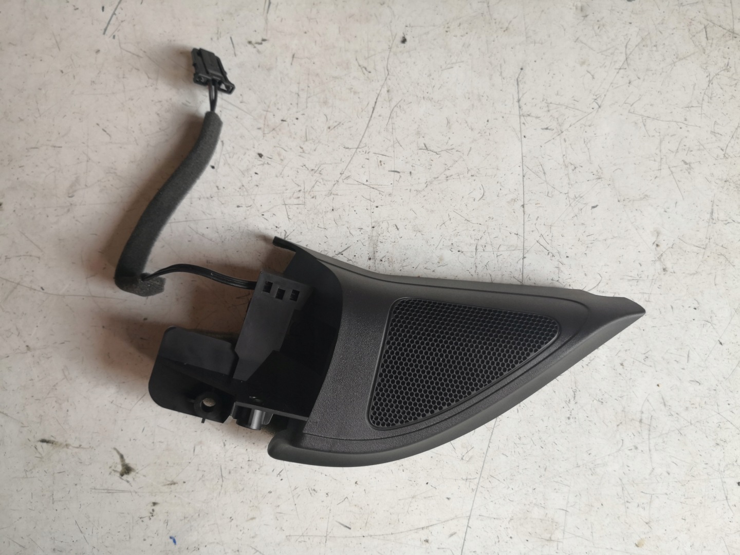 cover TROJKAT speaker left VW GOLF VI KOMBI