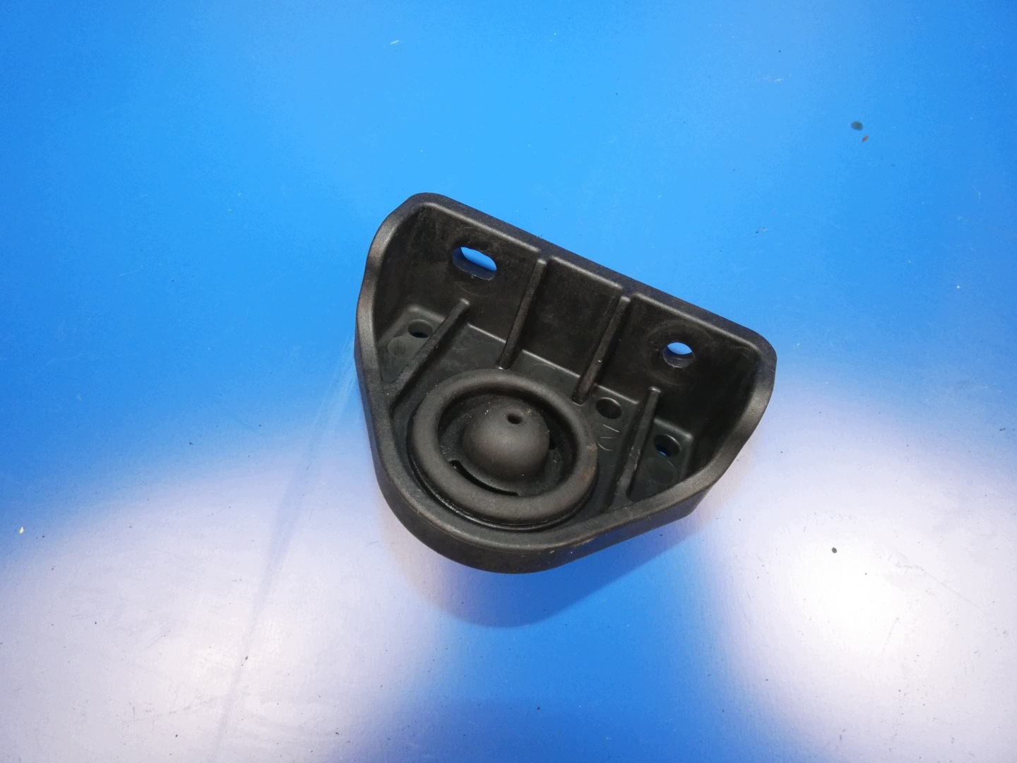 HYUNDAI TUCSON III holder bracket radiator