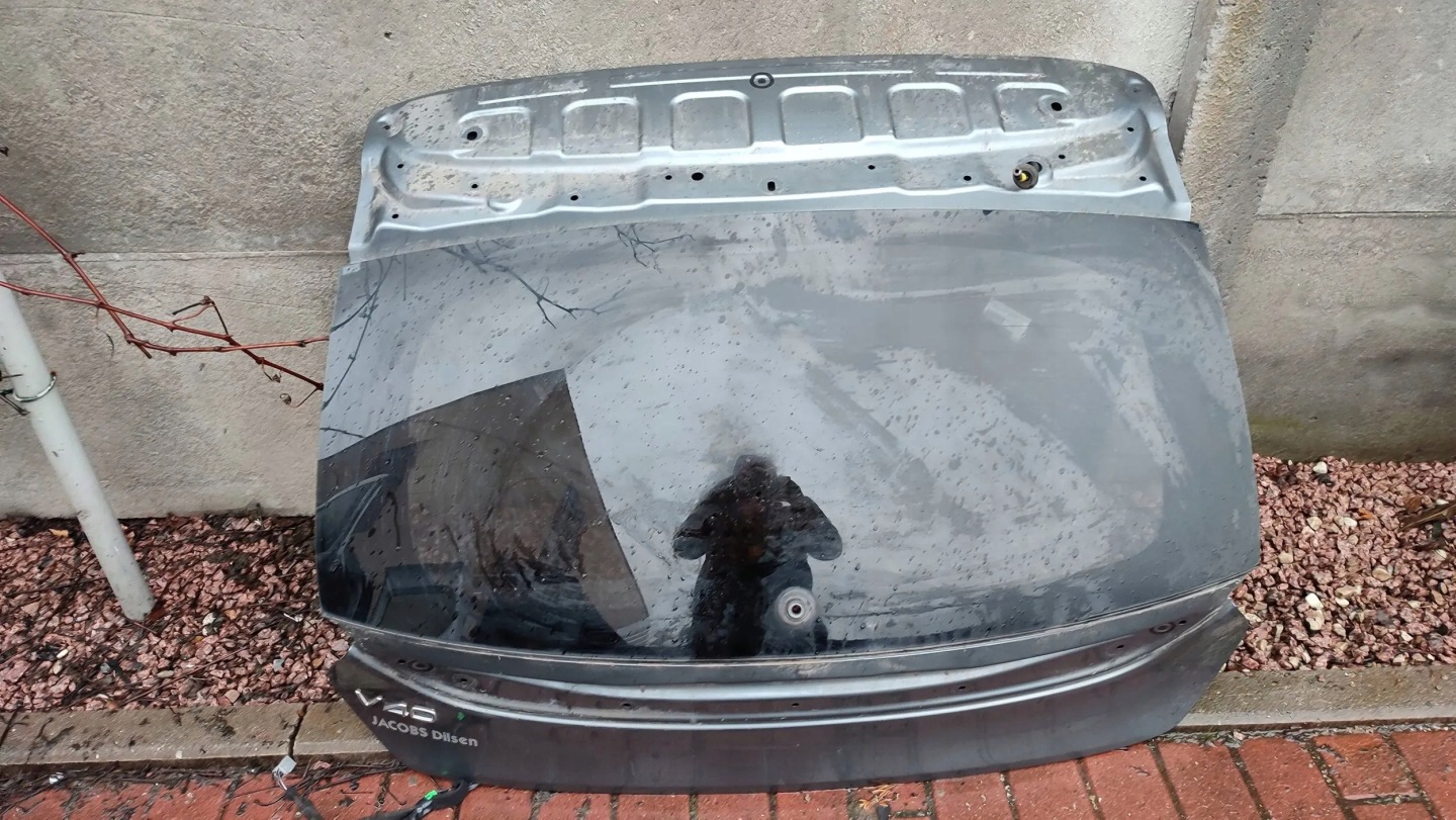 Volvo V40 2018 boot door boot