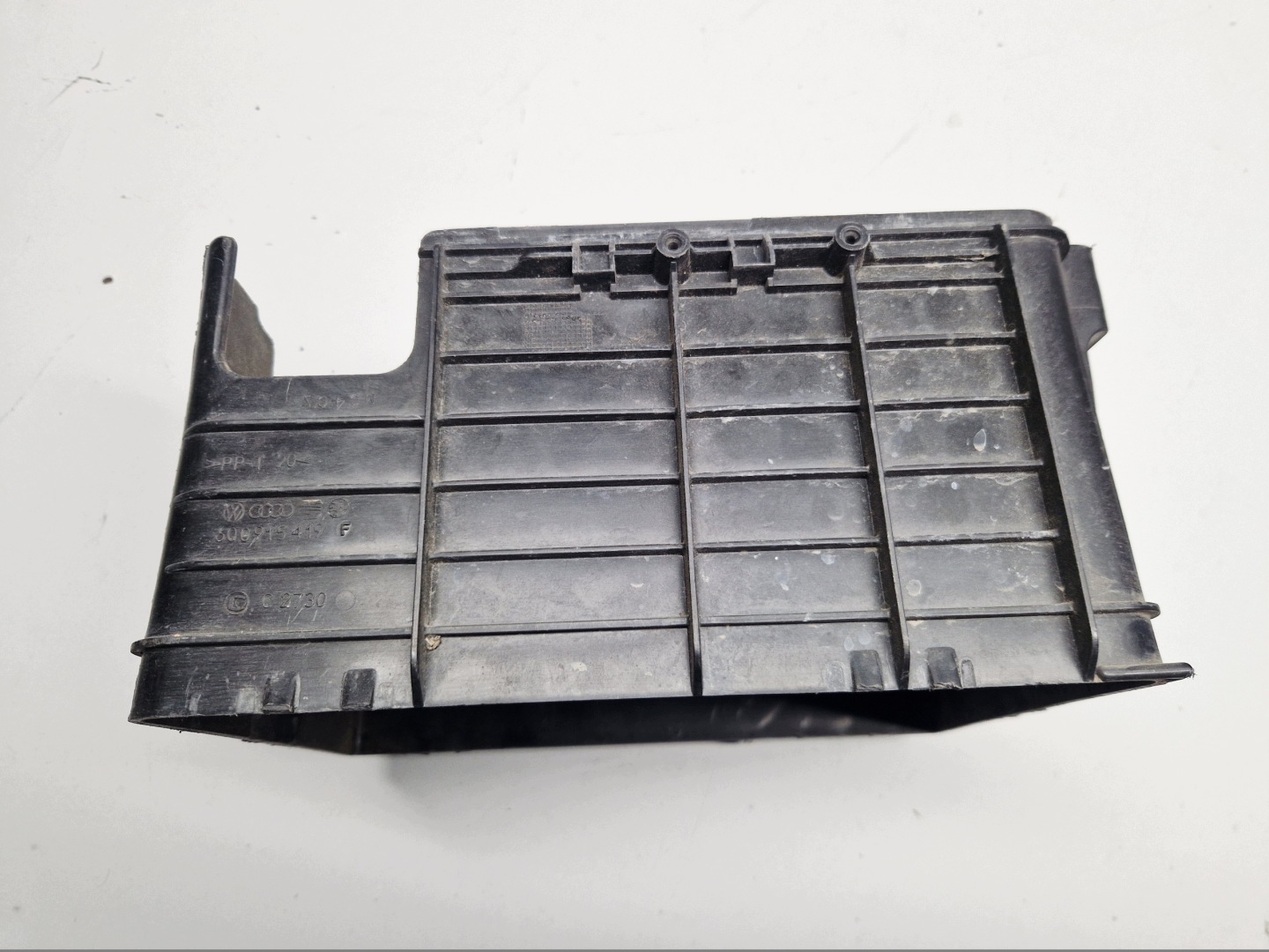 držiak obal akumulátora SKODA FABIA 1 6Q0915419F