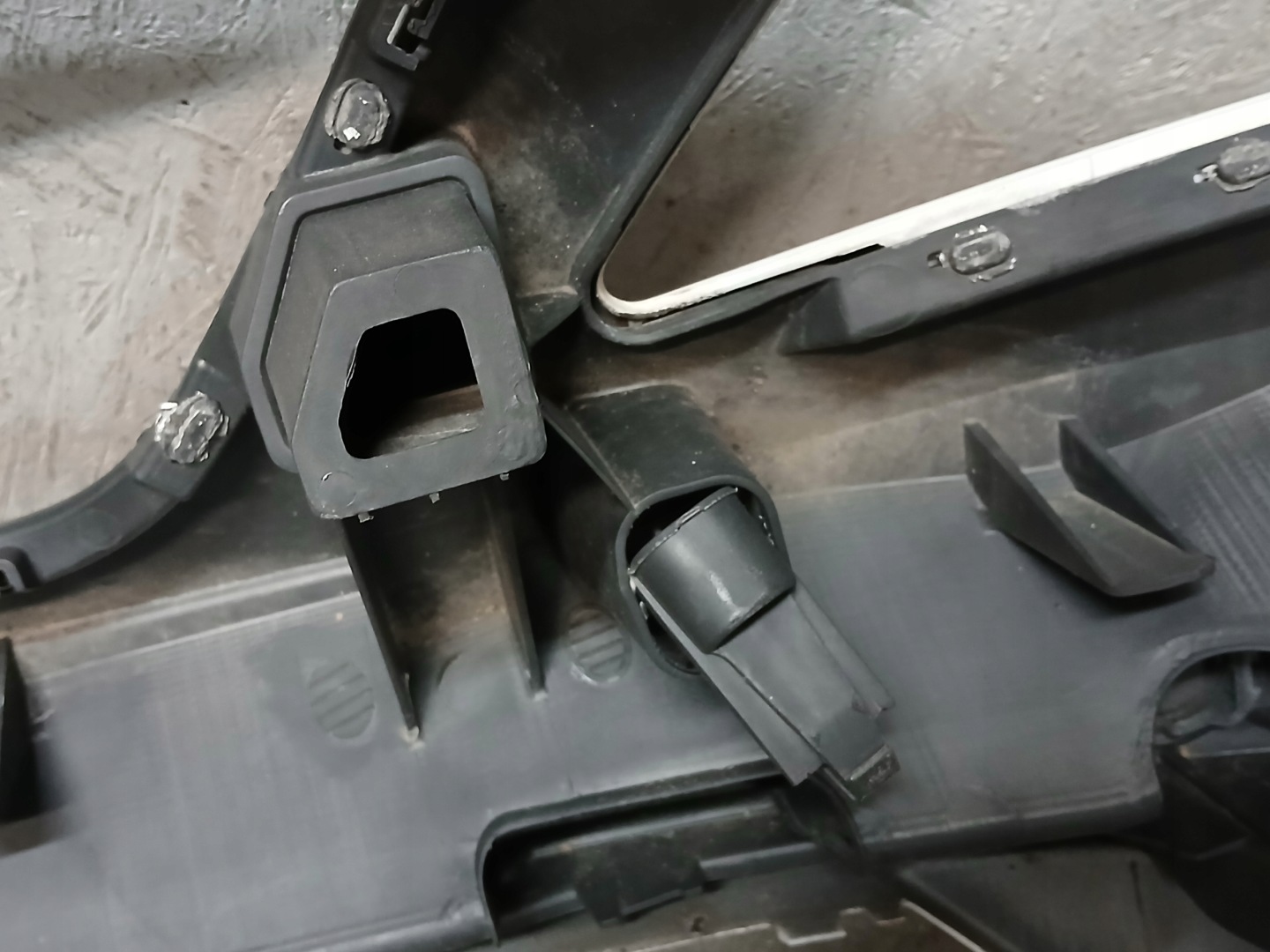 nárazník předek SEAT IBIZA 6J LIFT 12-17