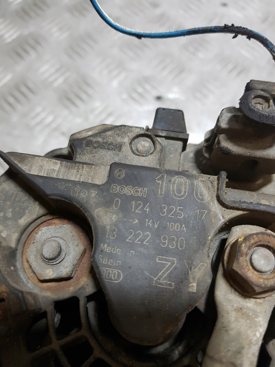 ALTERNATOR OPEL CORSA D 1.2 B BOSCH 0124325171