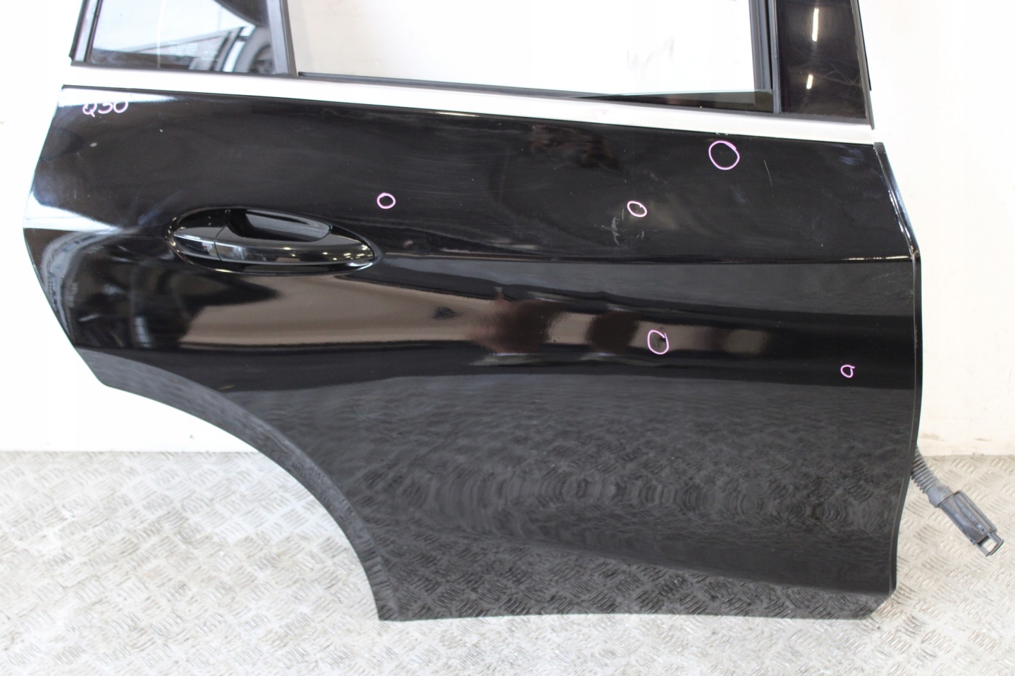 door complete right rear part rear. INFINITI Q30