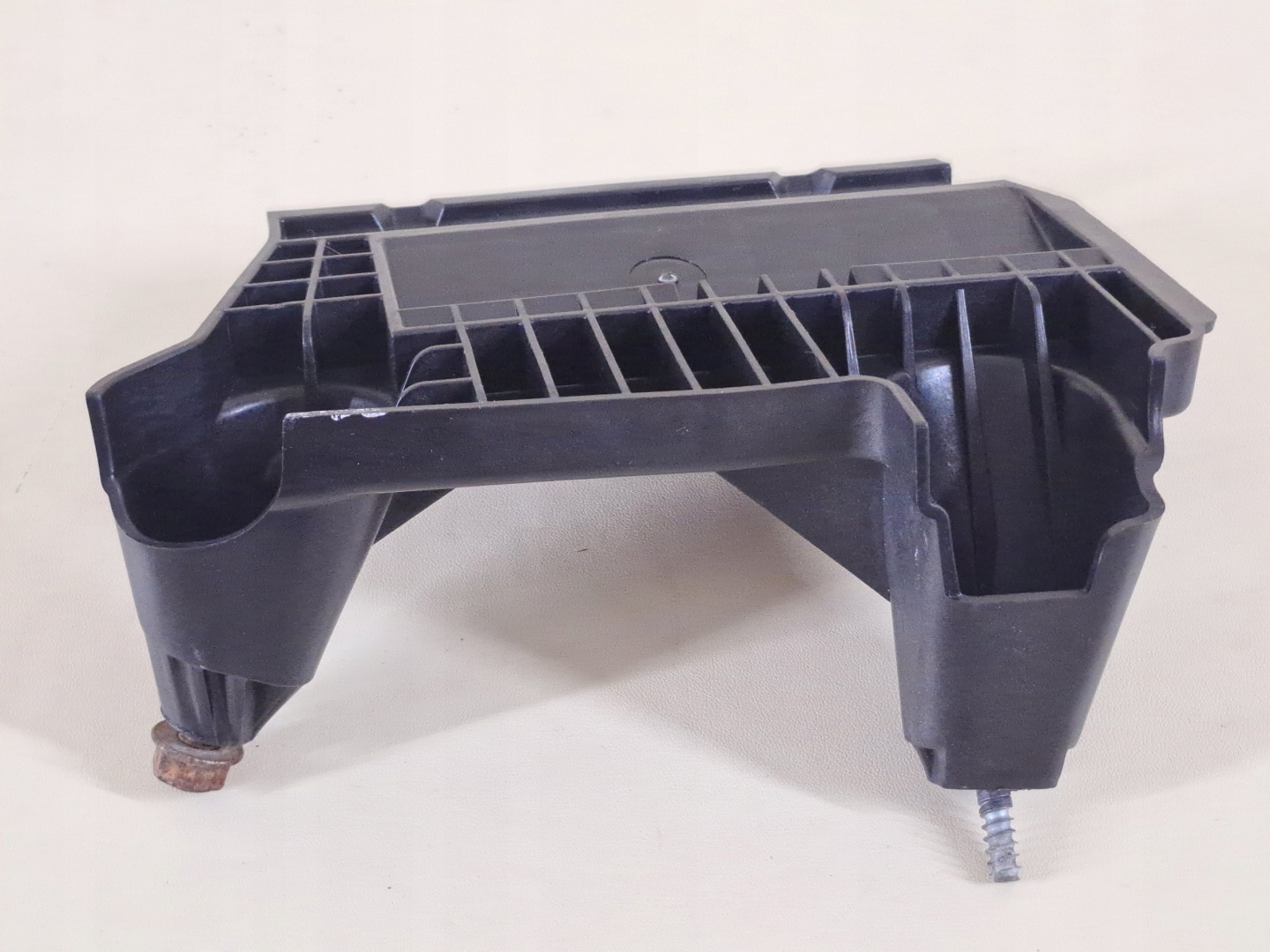 Consolle staffa per batteria FORD MONDEO V MK5 17r