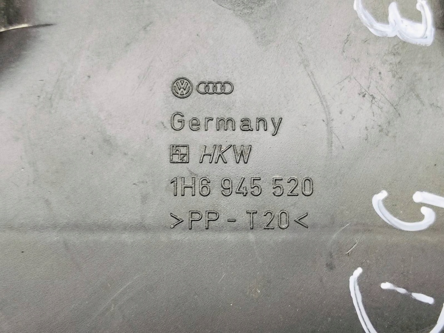 light rear left Volkswagen Golf III 1.6 MPI 1H6945111B