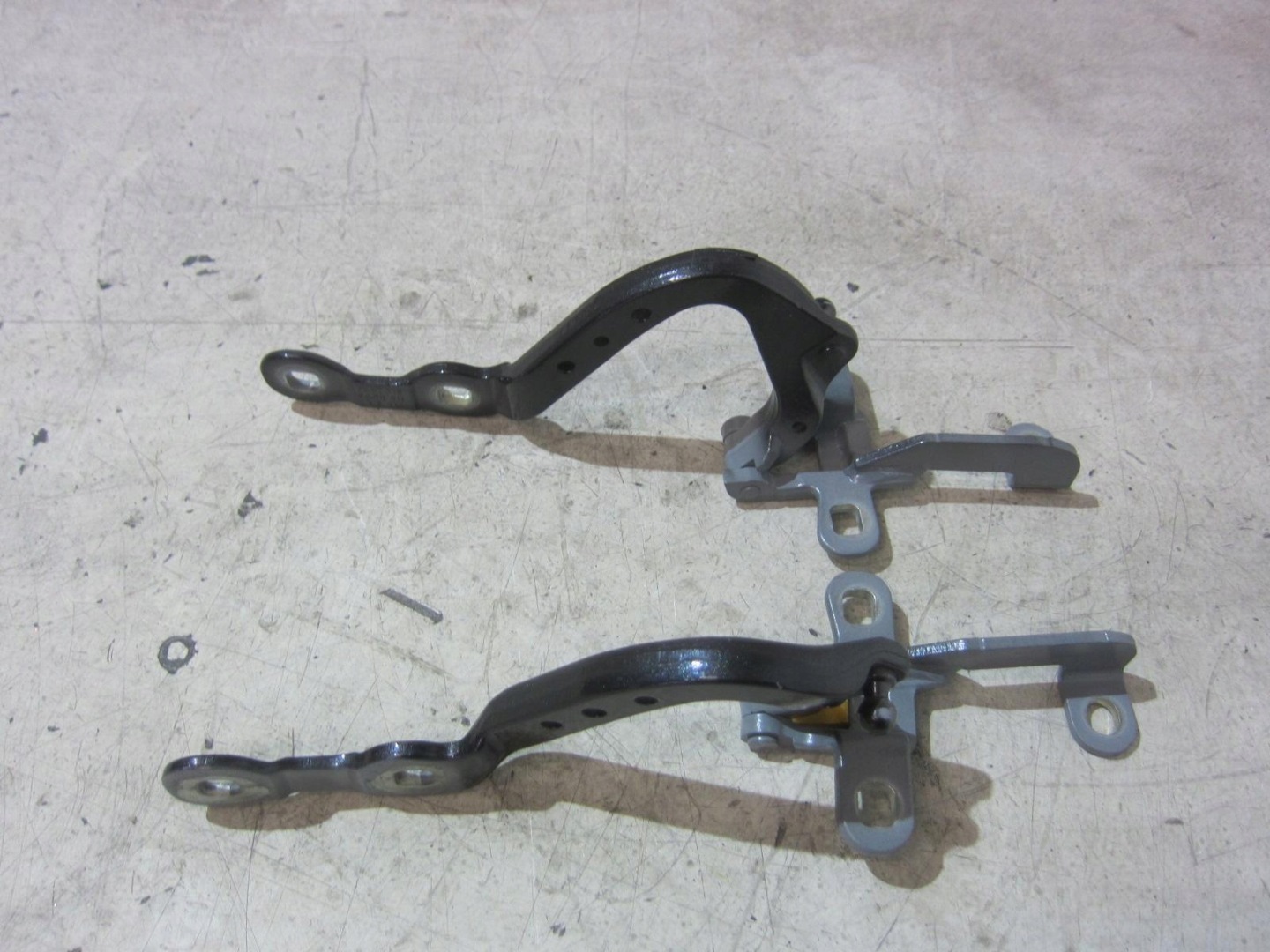 BMW X3 G01 hinge bonnet boot right left 7494944 7397316 41007494943