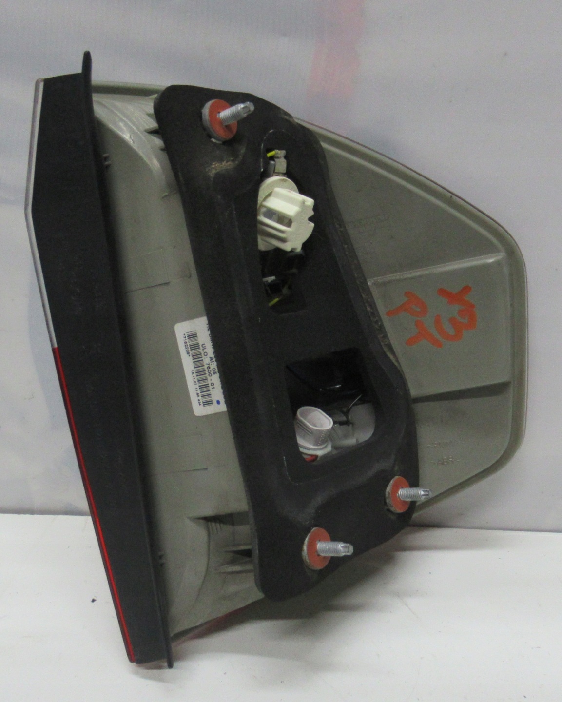 BMW X3 E83 2.0D light left rear part 7162209 EUROPA