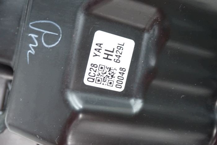 SUZUKI SX4 S-CROSS FULL LED 21- reflektor left light left 6429L00048